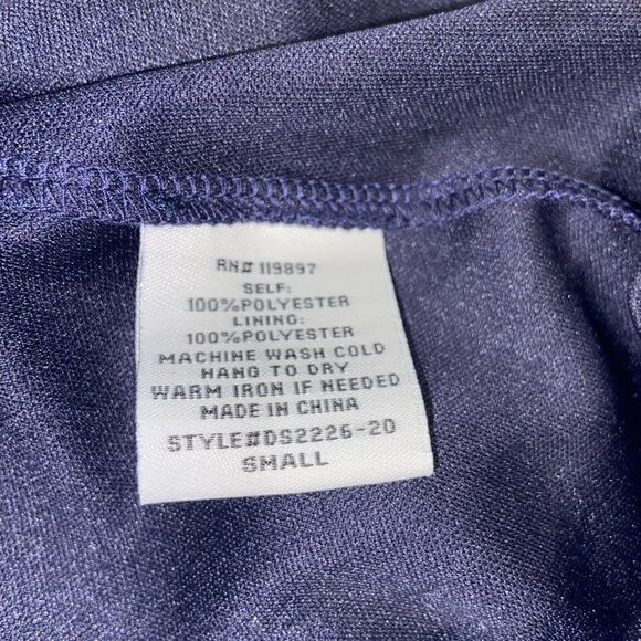 Knee length sleeveless dress size small - Picture 7 of 7